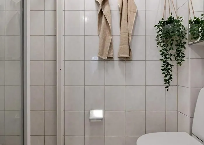 Bo I Bergens Eldste Smau Pa Nostet - Sentralt Og Rolig Apartament Bergen