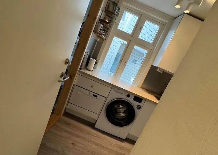 Appartement Bo I Bergens Eldste Smau Pa Nostet - Sentralt Og Rolig